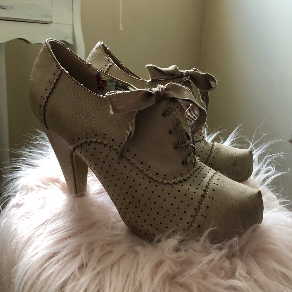 Cute Lace Up Heels